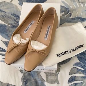 Tan Manolo Blahnik flats